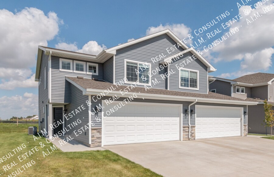 Foto principal - 3915 NW Cedarwood Ln