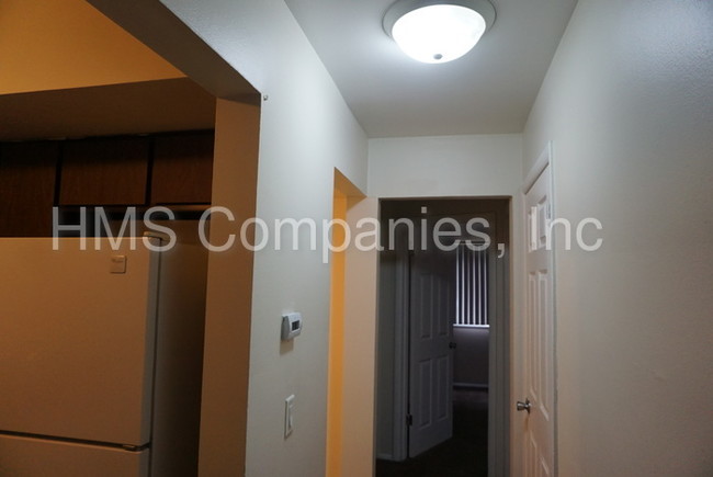 Foto del edificio - 750 Pleasant Ave