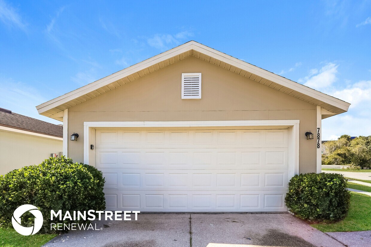 Foto principal - 7878 Cherry Blossom Dr S