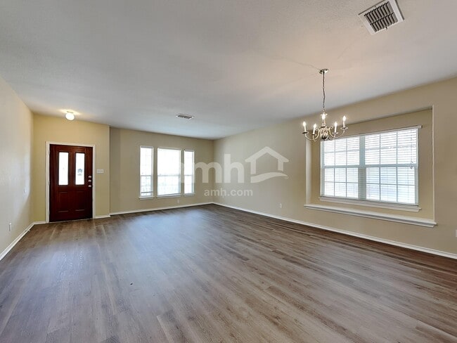 Building Photo - 23007 Airedale Ln