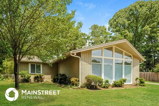 Foto del edificio - 1800 Beechwood Blvd NW