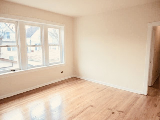 Building Photo - 4420 N St Louis Ave