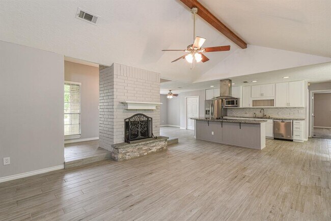 Foto del edificio - 14126 W Cypress Forest Dr