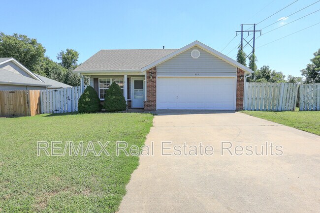Foto del edificio - 829 SW Arrowhead Dr