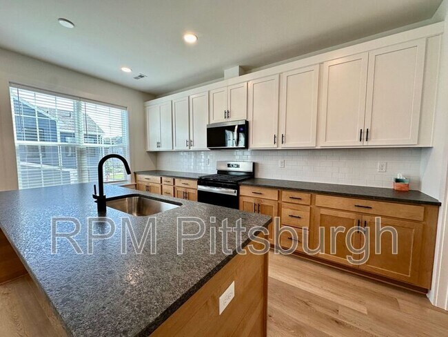 Foto del edificio - 4004 Windsfield Wy