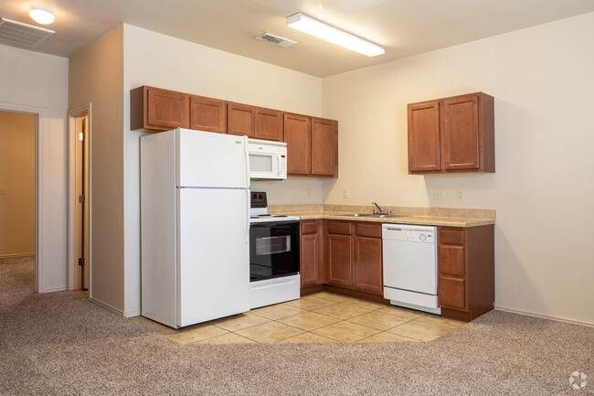 1HAB, 1BA - 570 ft² - Arden Ridge Apartments