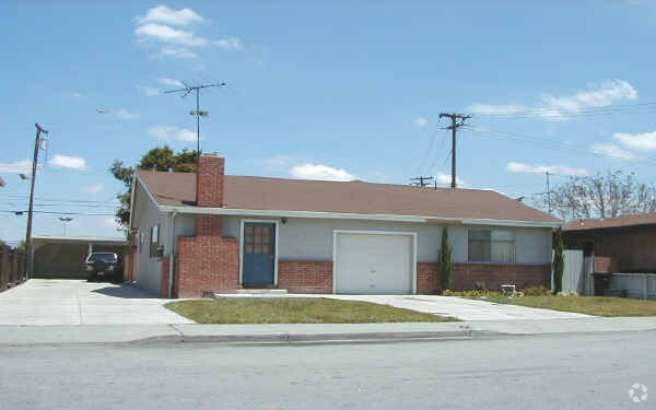 Foto del edificio - 2123 Main St