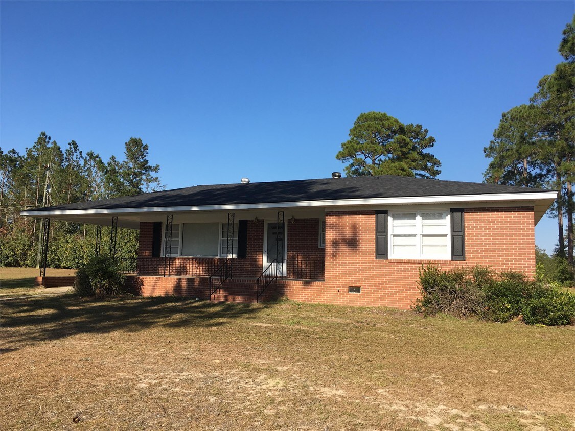 Primary Photo - 125 Pine Crest Dr
