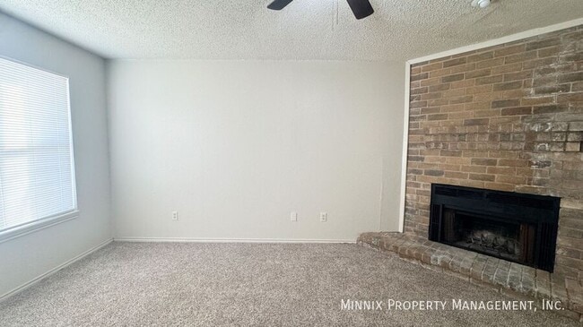 Building Photo - 5802 6th St