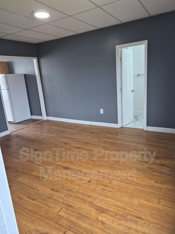 Foto del edificio - 66 W Church St