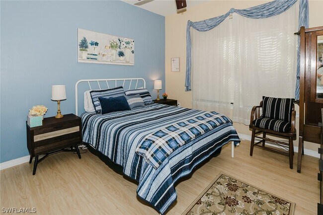 Foto del edificio - 6441 Liberty St