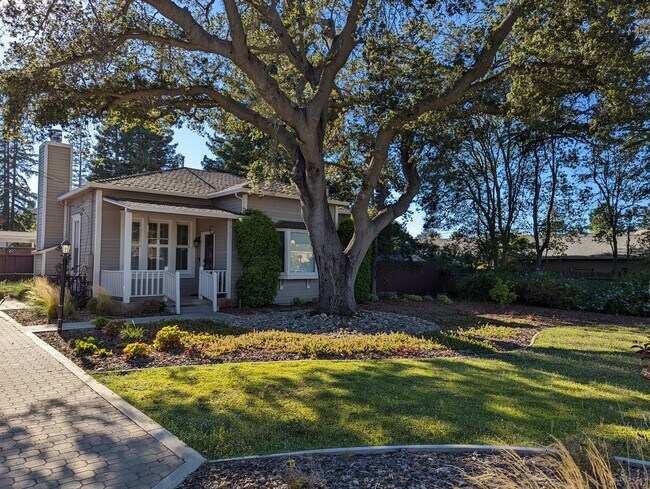 Front of Property - 320 S. Springer Rd
