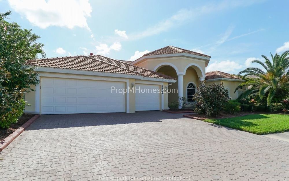 Foto principal - 8279 Barton Farms Blvd