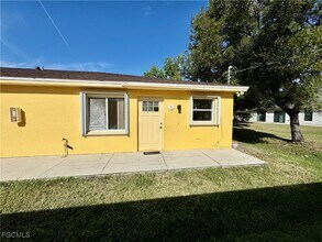 Building Photo - 1321 SE 8th Ave