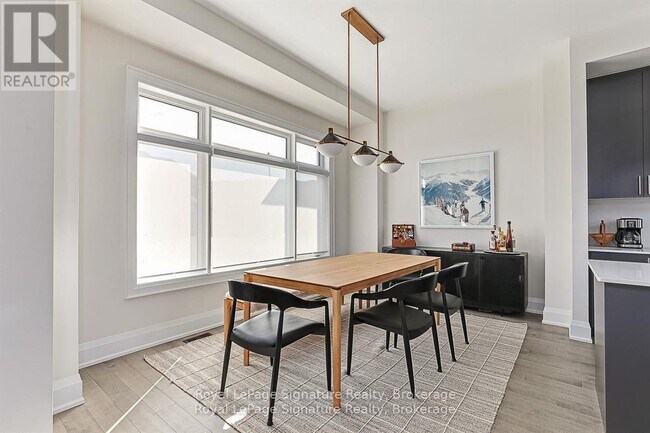 Photo du bâtiment - 114 Clement Ln