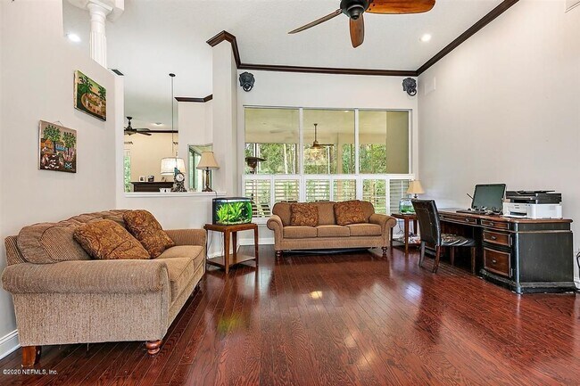 Foto del edificio - 128 Mill Cove Ln