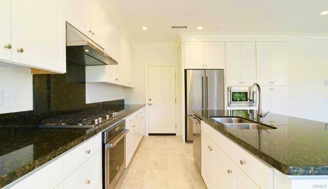 Building Photo - 150 Working Ranch