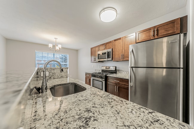 Building Photo - Reserves at 1150 / Parma