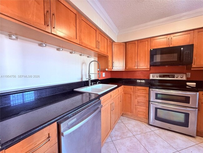 Building Photo - 14832 SW 91st Terrace