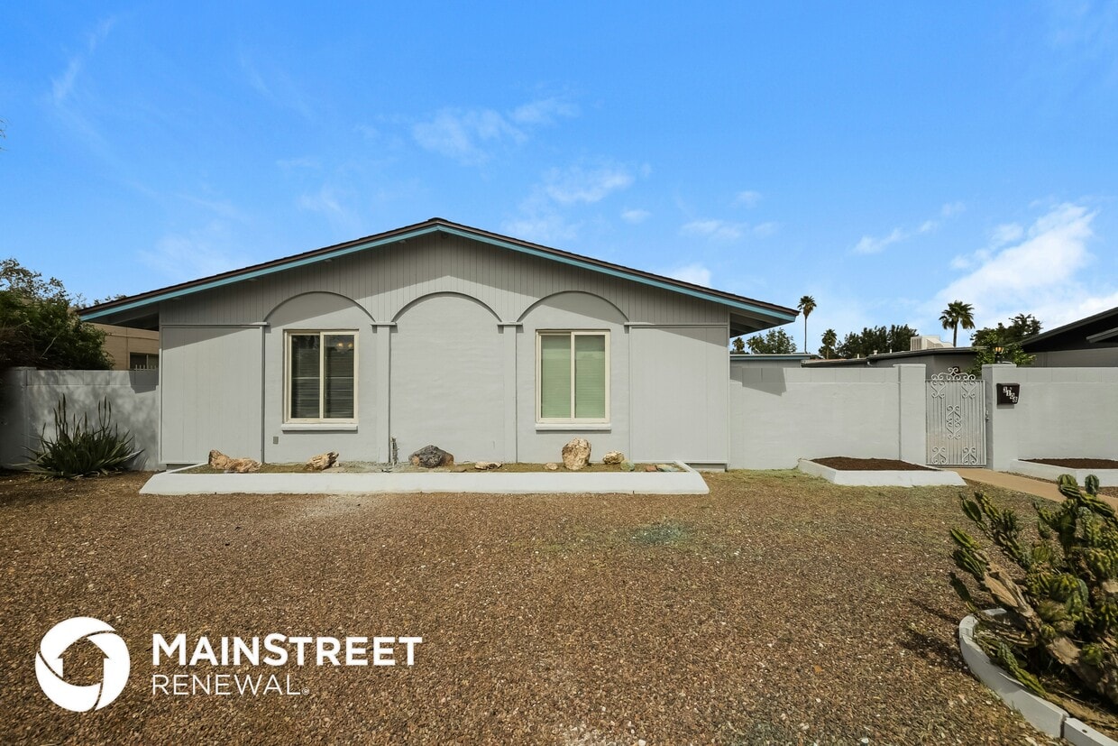 Foto principal - 3108 W McLellan Blvd