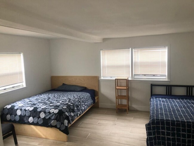 Foto del edificio - 14920 NE 10th Ave
