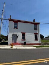 Building Photo - 538 S Front St