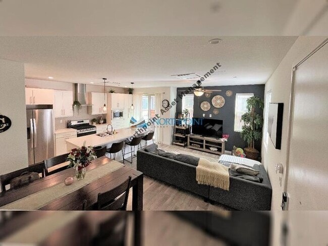 2BR/2.5BA Condo w/ A/C + In-Unit W/D in The Mill at Broadway - 2BR/2.5BA Condo w/ A/C + In-Unit W/D in The Mill at Broadway