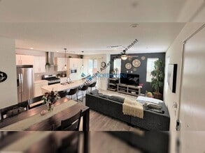 Building Photo - 192 Log Pond Ln