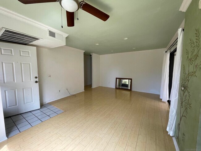 Foto del edificio - 8512 Summerdale Rd