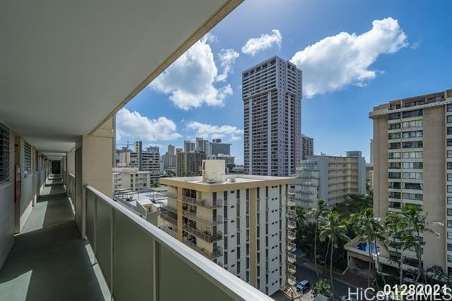Building Photo - 2211 Ala Wai Blvd