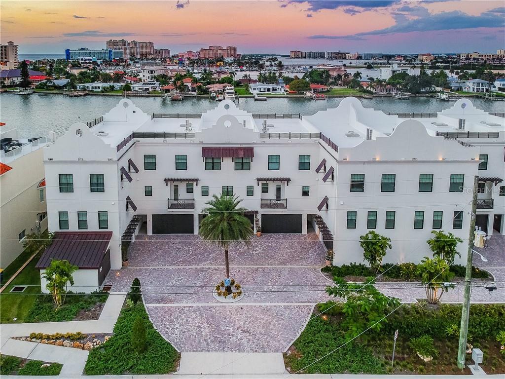 Foto principal - 152 Brightwater Dr