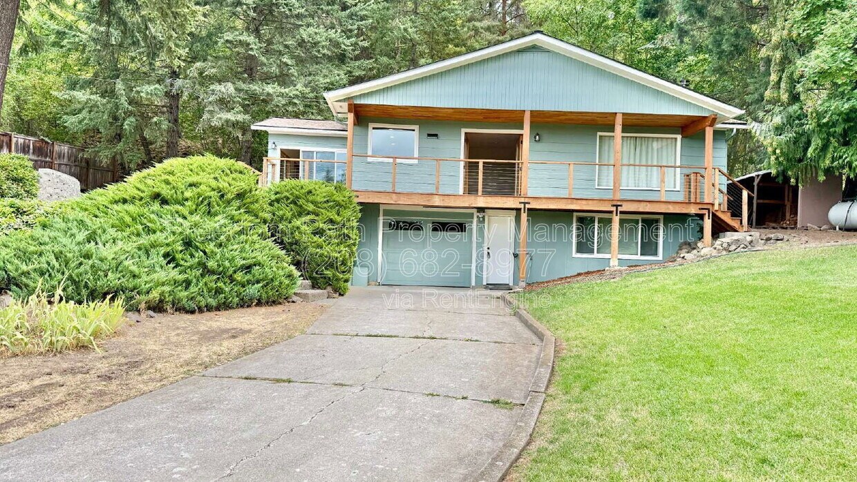 Foto principal - 5833 E Yellowstone Trail