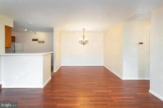 Building Photo - 7504 Ashby Ln