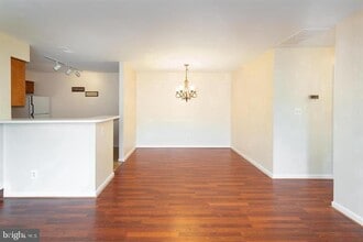 Building Photo - 7504 Ashby Ln