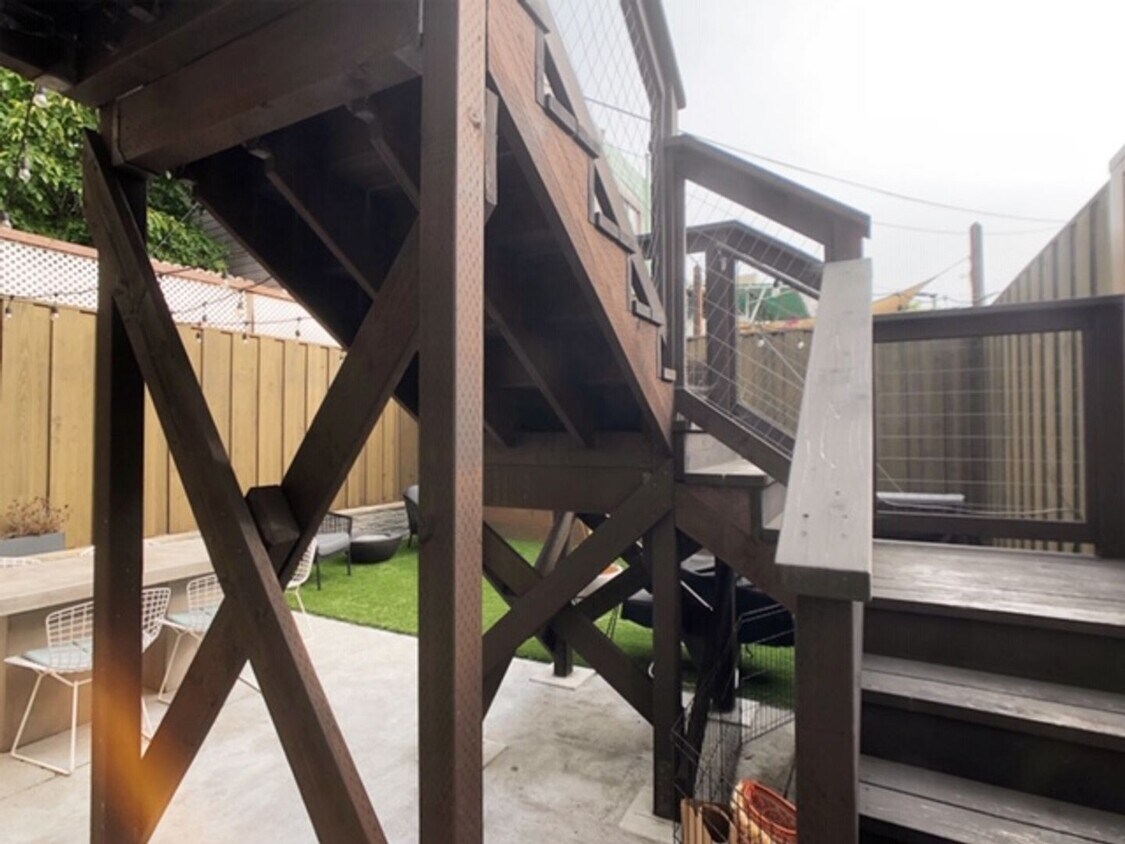 Foto principal - Beautifully Remodeled Unfurnished Unit in ...