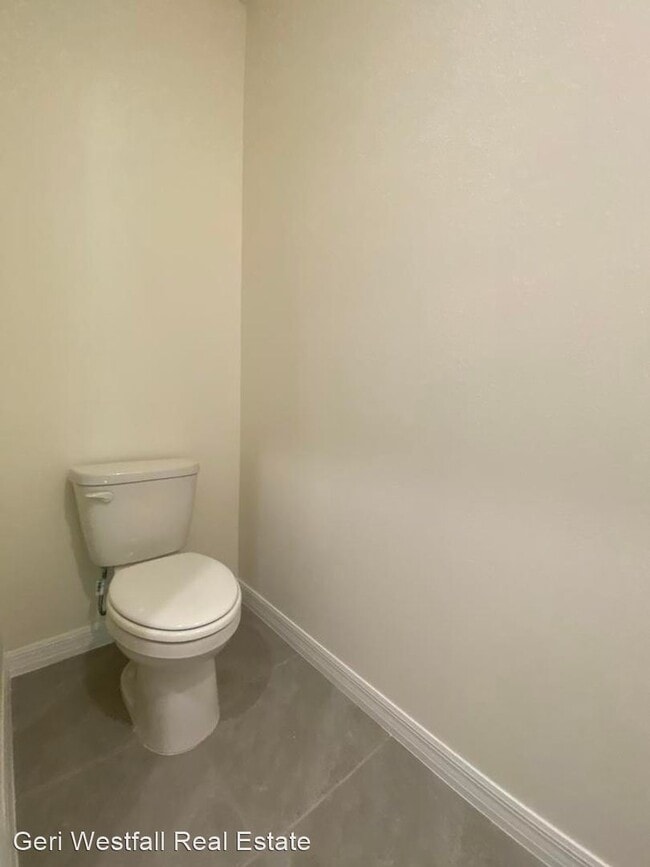 Building Photo - 3 br, 2.5 bath House - 218 Reena Dr.