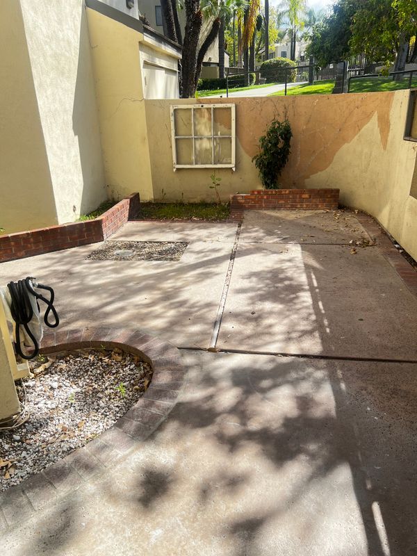 Building Photo - 13104 Glen Ct