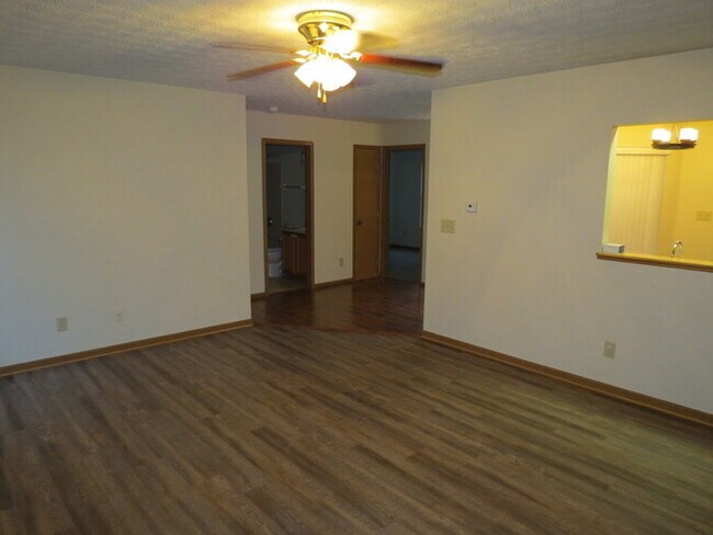 Foto del edificio - 4284 Nipigon Dr