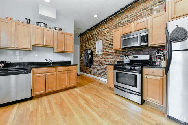Building Photo - 158 Cottage St