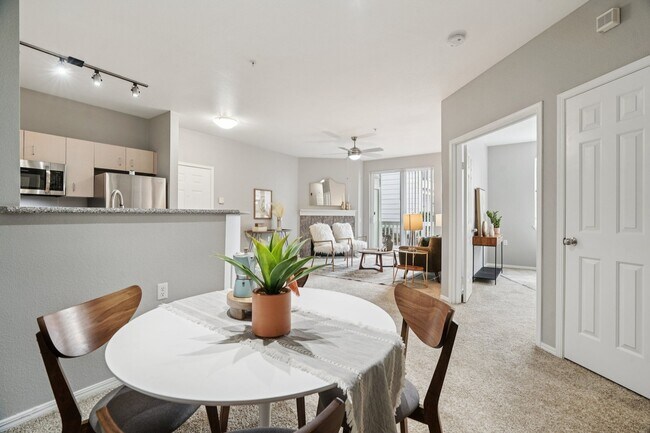 Building Photo - Palladia