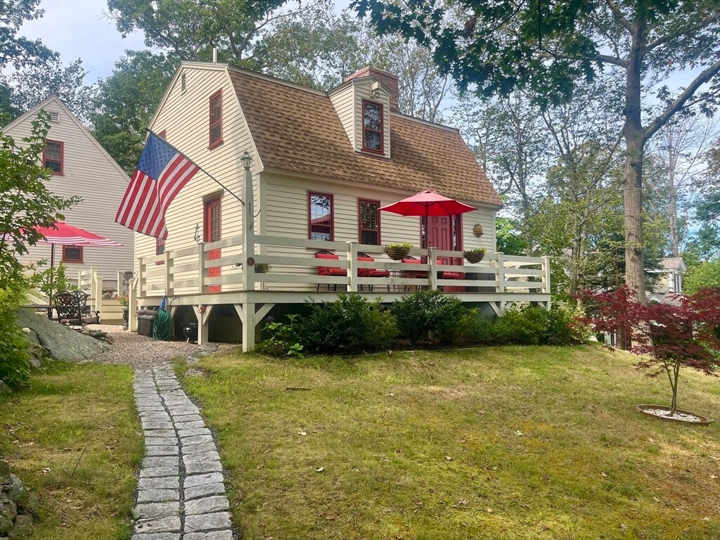 Primary Photo - 6 Spring Ln