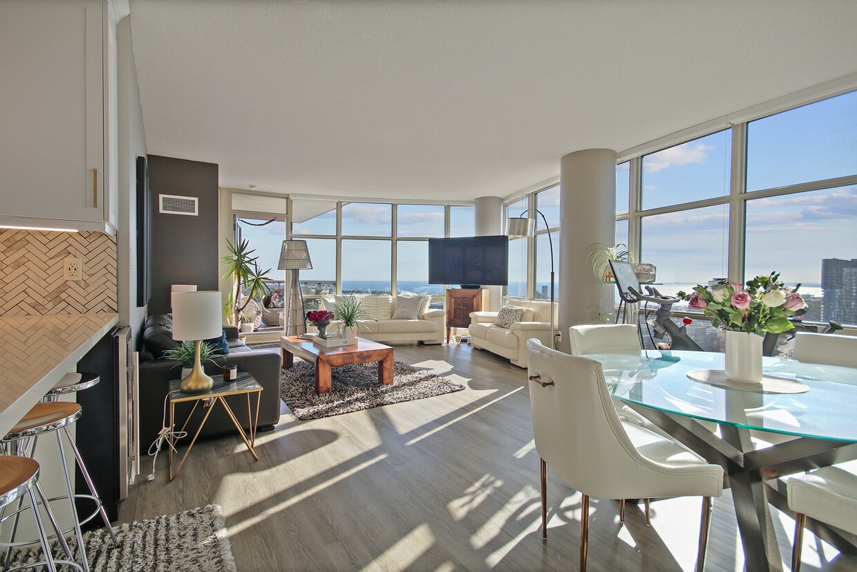 Primary Photo - 35 Mariner Terrace