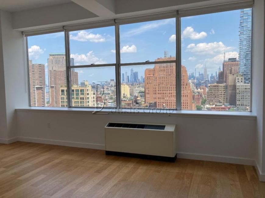 Building Photo - 3 bedroom in NEW YORK NY 10002