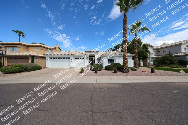 Foto del edificio - 8900 E Surrey Ave