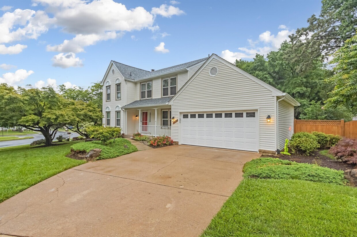 9164 Bloom Ct, Burke, VA 22015 House for Rent in Burke, VA