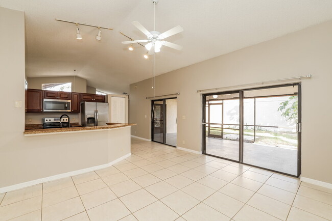 Building Photo - 11710 Countryview Ln