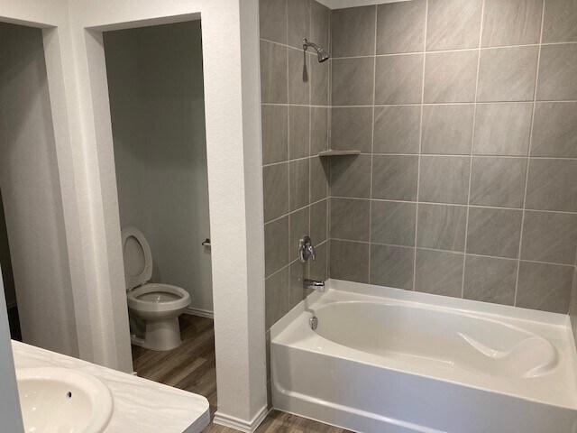 Foto del edificio - 12218 Canyon Sky Ln