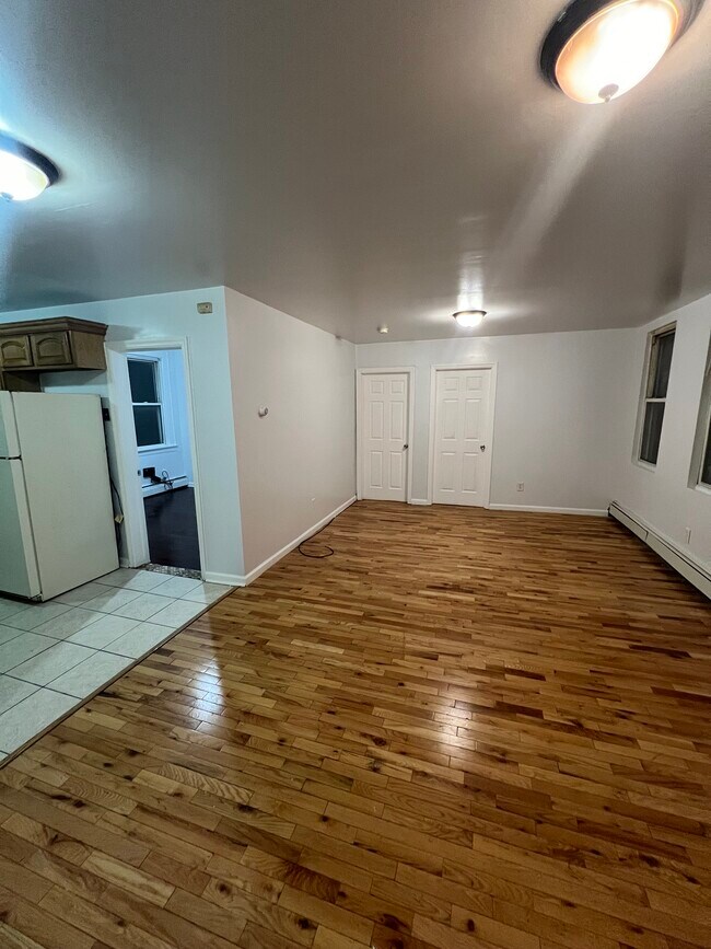 Foto del edificio - 775 N 6th St