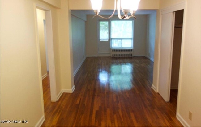 Foto del edificio - 30 Brookside Dr
