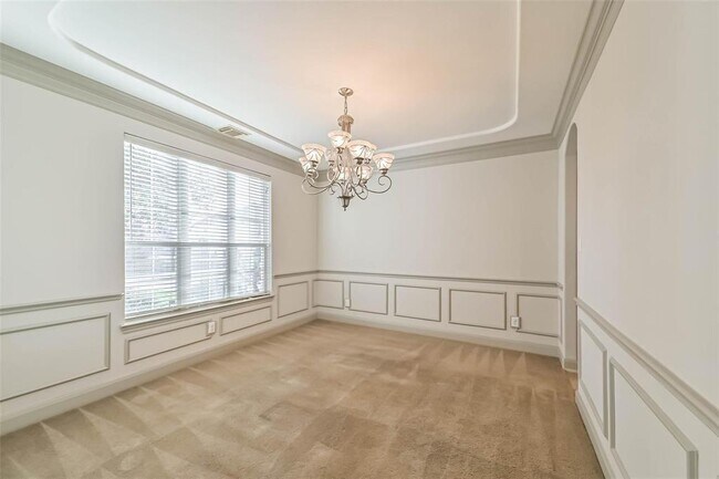 Foto del edificio - 1423 Blakely Grove Ln